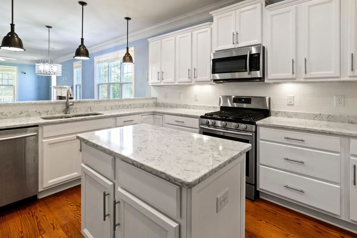 Filth & Squalor Cleanup in Simsbury Center, CT